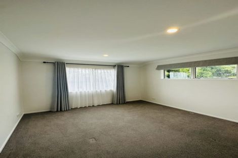 Photo of property in 34a Schnapper Rock Road, Schnapper Rock, Auckland, 0632