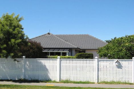 Photo of property in 7 Beatrice Place, Avonhead, Christchurch, 8042