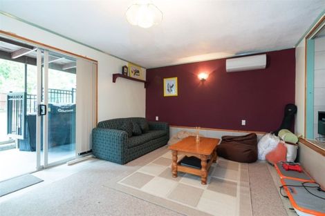 Photo of property in 92 Kemp Road, Massey, Auckland, 0614