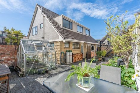 Photo of property in 76 Arthur Street, Dunedin Central, Dunedin, 9016
