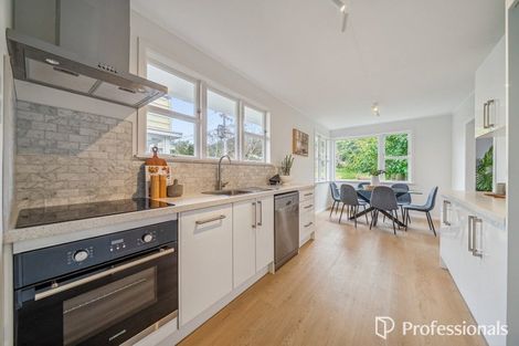 Photo of property in 22 Golf Road, Manor Park, Lower Hutt, 5019
