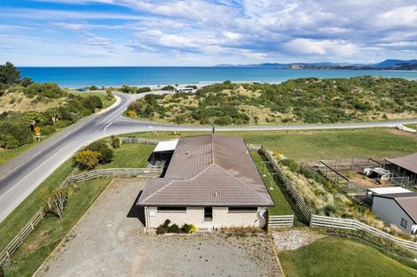 Photo of property in 191 Beach Street, Waikouaiti, 9510