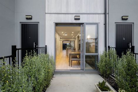 Photo of property in 11 Pakoro Close, Hobsonville, Auckland, 0618