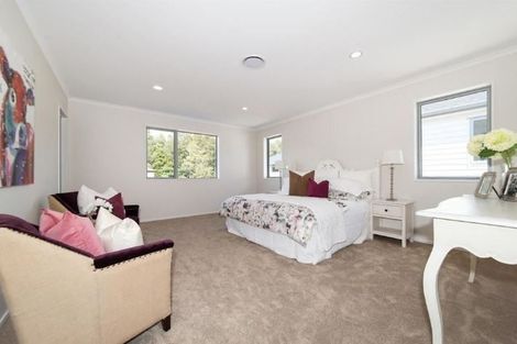 Photo of property in 20 Drumbuoy Drive, Flat Bush, Auckland, 2019