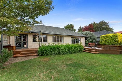 Photo of property in 12 Saint Ives Street, Harewood, Christchurch, 8051