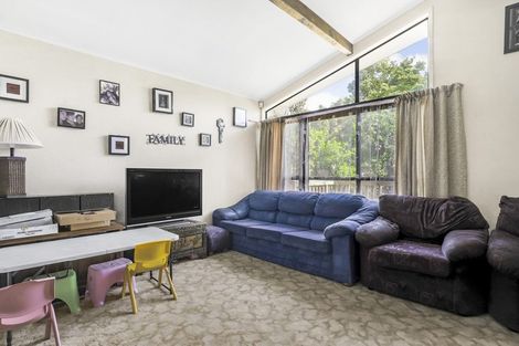 Photo of property in 28 Mcshane Street, Pukekohe, 2120