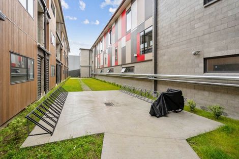 Photo of property in 209/40 East Street, Papakura, 2110