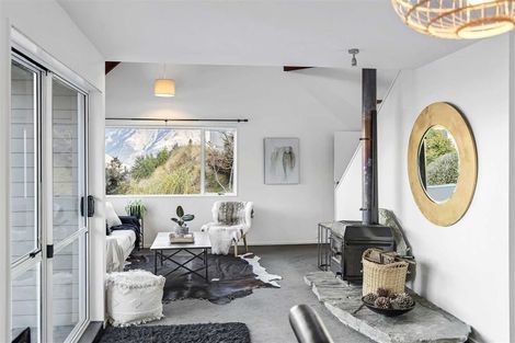 Photo of property in 17a Arawata Terrace, Fernhill, Queenstown, 9300