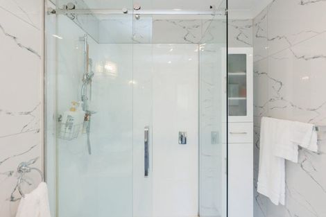 Photo of property in 121 Cashmere Drive, Fitzherbert, Palmerston North, 4410