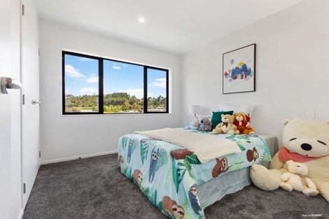 Photo of property in 2b Lucinda Place, Glen Eden, Auckland, 0602