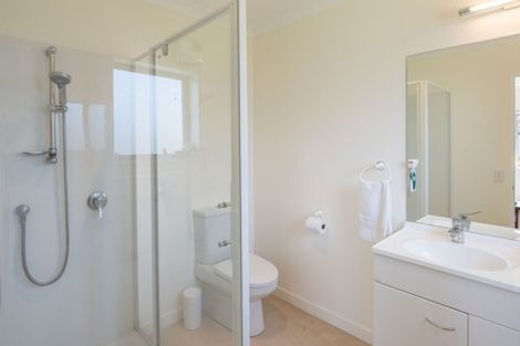 Photo of property in 14 Petrel Close, Paraparaumu Beach, Paraparaumu, 5032