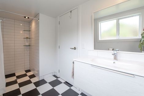 Photo of property in 4/142 Mapara Road, Acacia Bay, Taupo, 3385
