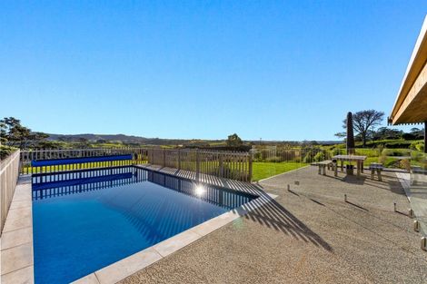 Photo of property in 94 Amreins Road, Waitakere, Henderson, 0782