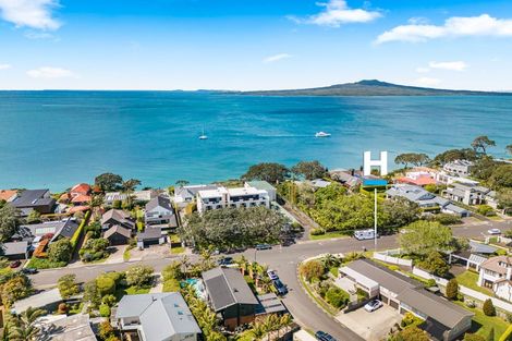 Photo of property in 1/24 Clifton Road, Hauraki, Auckland, 0622