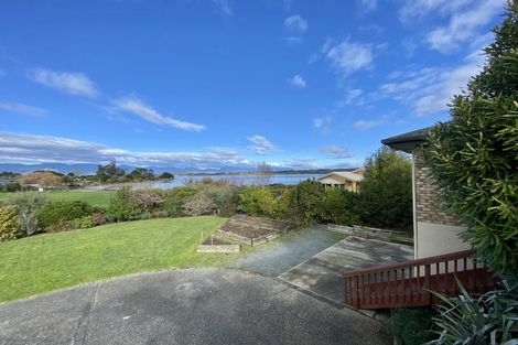 Photo of property in 10 Coutts Place, Mapua, 7005