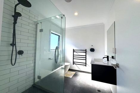 Photo of property in 38 Mapou Road, Hobsonville, Auckland, 0616