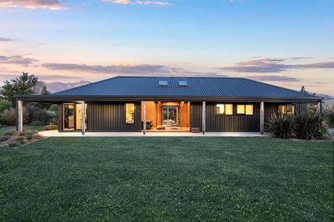 Photo of property in 5 Loach Road, Hawea Flat, Wanaka, 9382