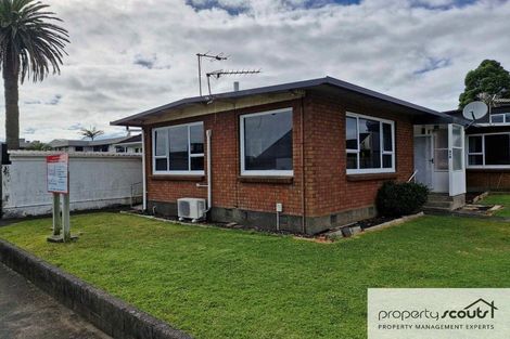 Photo of property in 1/378 Devon Street East, Strandon, New Plymouth, 4312
