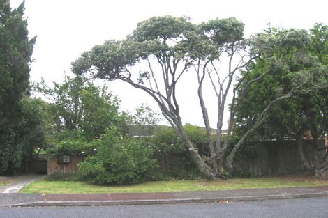 Photo of property in 8 Ellen Avenue, Hillcrest, Auckland, 0627