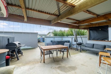 Photo of property in 8 Mackenzie Street, Winton, 9720