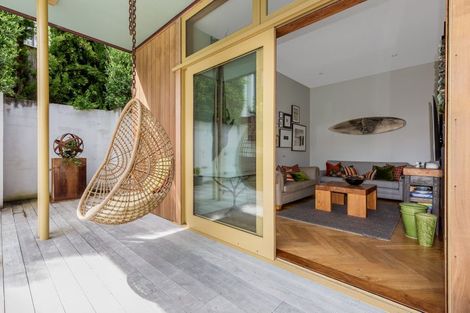 Photo of property in 111 Brougham Street, Mount Victoria, Wellington, 6011