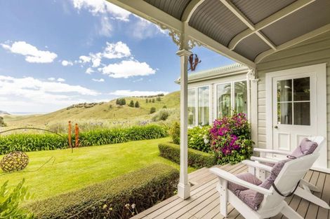 Photo of property in 52 Waipuka Road, Waimarama, Havelock North, 4294