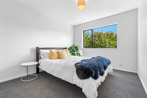 Photo of property in 69a Kervil Avenue, Te Atatu Peninsula, Auckland, 0610