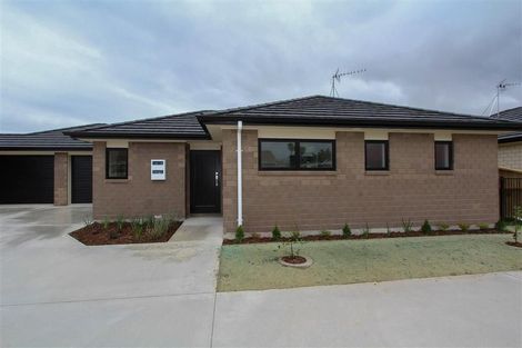Photo of property in 9u3 Heath Street, Saint Andrews, Hamilton, 3200