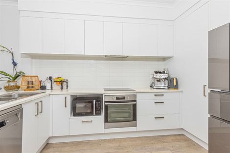 Photo of property in 28 Rangihina Road, Hobsonville, Auckland, 0616