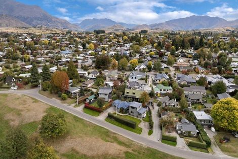 Photo of property in 18 Norfolk Street, Arrowtown, 9302