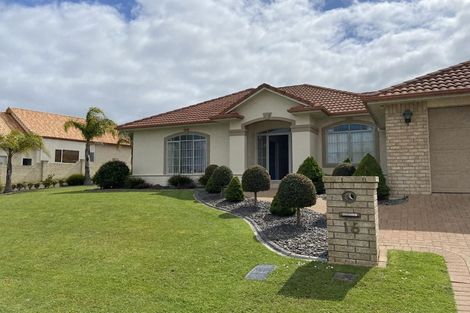 Photo of property in 16 Hendrika Court, Hobsonville, Auckland, 0618