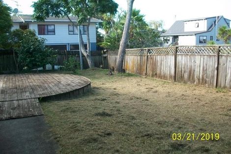 Photo of property in 9a Metric Place, Te Atatu South, Auckland, 0610