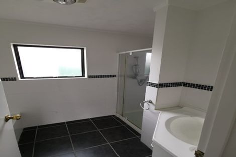 Photo of property in 87 Hillcrest Drive, Kelvin Grove, Palmerston North, 4414