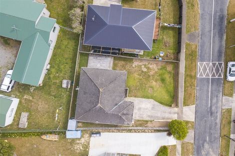Photo of property in 2a Taupiri Crescent, Titahi Bay, Porirua, 5022