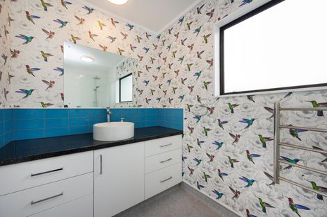 Photo of property in 26 Peppertree Glade, Kelvin Grove, Palmerston North, 4414