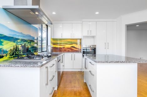 Photo of property in 1 San Diego Court, Henderson, Auckland, 0612