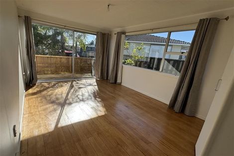 Photo of property in 36 Reelick Avenue, Pakuranga Heights, Auckland, 2010