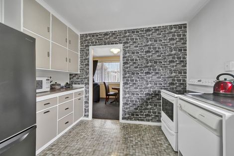 Photo of property in 56 Reid Avenue, Hawera, 4610