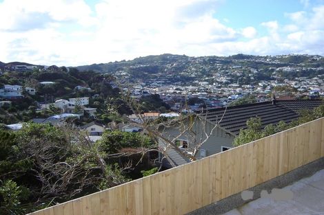 Photo of property in 105 Severn Street, Island Bay, Wellington, 6023