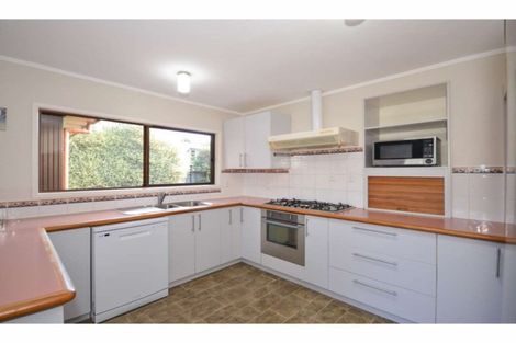 Photo of property in 2 Kemp Road, Kerikeri, 0230
