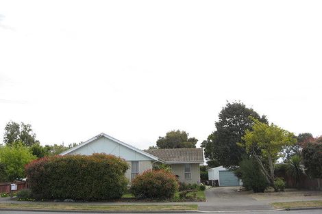 Photo of property in 490 Mairehau Road, Parklands, Christchurch, 8083