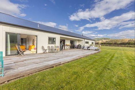 Photo of property in 7b Stock Road, Otane, 4276