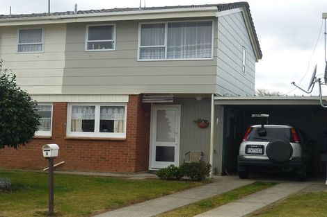 Photo of property in 8 Maple Place, Tokoroa, 3420