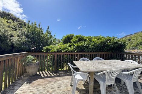 Photo of property in 6 Mahoe Street, Tawa, Wellington, 5028