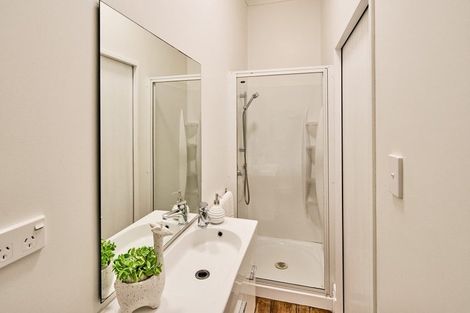 Photo of property in 32 Maarama Crescent, Aro Valley, Wellington, 6021