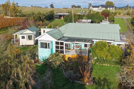 Photo of property in 69 Flett Road, Lower Moutere, Upper Moutere, 7175
