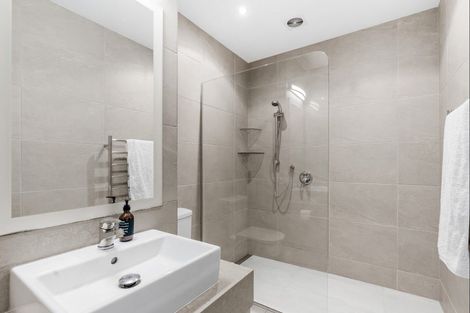 Photo of property in 273 Point Wells Road, Point Wells, 0986