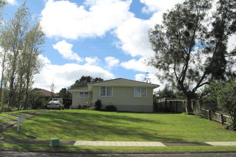Photo of property in 3 Okataina Street, Pakuranga Heights, Auckland, 2010