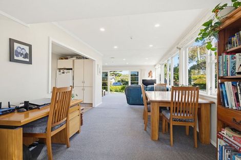 Photo of property in 43 Norfolk Crescent, Feilding, 4702