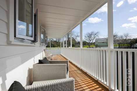 Photo of property in 15 Edward Street, Riverhead, 0820